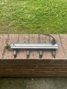 Honda Civic EM1 B16A2 Fuel Injectors And Rail - Picture 1 of 5