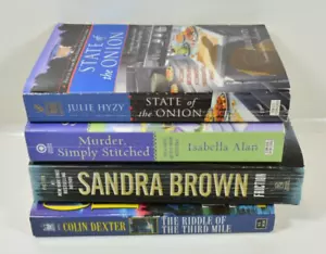 Mystery Paperback Books Lot of 4 See Description for Titles - Foto 1 di 3
