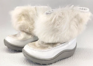 Faded Glory Girl White Faux Fur Boots  Shoes Size 4 - Picture 1 of 6