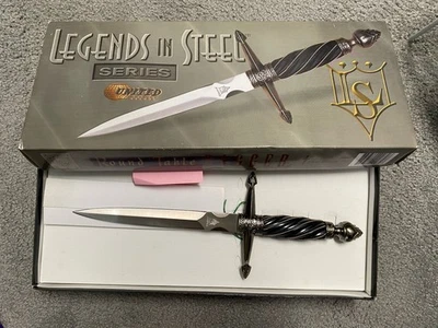 Daga de mesa redonda United Legends of Steel primera edición en caja Foto 1 de 4