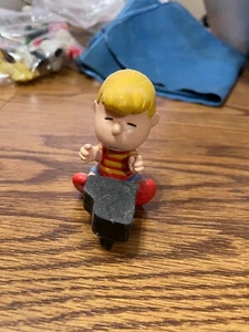 Figura - Schroeder tocando piano, Snoopy, Peanuts - Imagen 1 de 4