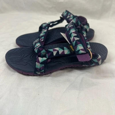 Sandalias unisex Teva T Hurricane XLT estampado geométrico nuevas sin caja niños talla 9  Foto 1 de 4