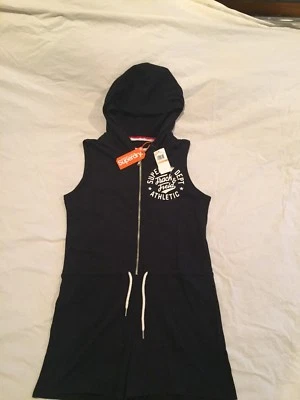 Superdry 连体裤,超干运动套装,女式小号,全新带标签! — 第 1/4 张图片