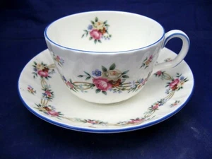 VINTAGE MINTON TEA CUP & SAUCER - 1994 "SUMMER BOUQUET"- FINE BONE CHINA ENGLAND - Picture 1 of 10