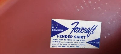 Faldas guardabarros Buick 1962 Buick Special NOS con herrajes Foto 1 de 2