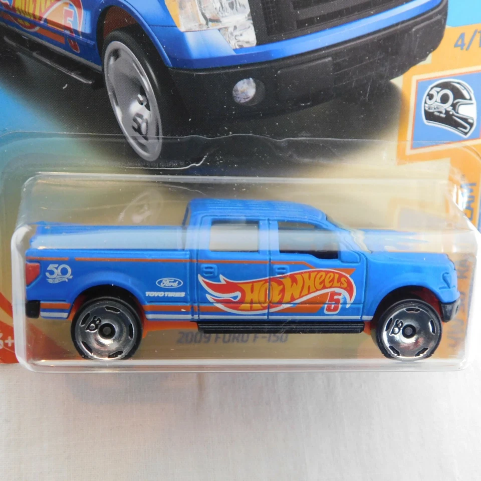 Hot Wheels 2018 50th Anniversary HW 50 Race Team 2009 Ford F-150 Pickup L Case