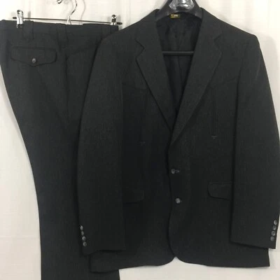 Traje Western Vintage Tregos Westwear Para Hombre 2 Piezas Gris Flecha Puntas Hecho en EE. UU. Foto 1 de 4
