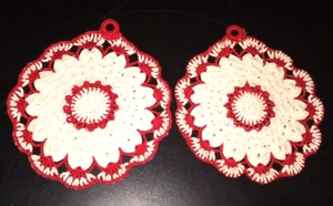2 Vintage Handmade Crocheted Hot Pads-Pot Holders 6" Round - Picture 1 of 1