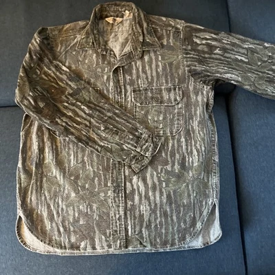 Men’s Size Large Cabela’s Camo Flannel Button Up Shirt Long Sleeve Hunting - Image 1 of 4