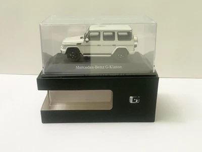Mercedes-Benz Clase G 2015 1/43 negro blanco edición concesionario de NOREV Foto 1 de 4