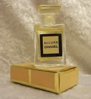 CHANEL ALLURE Parfummini-Eau de Parfum 4 ml in OVP, Glasprägung Flaschenboden - Bild 1 von 4