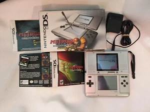 Nintendo DS Handheld System Silver Metroid Prime Hunters Demo Box Working - Picture 1 of 14