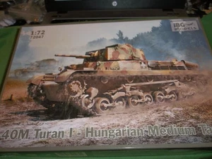IBG MODELS 1/72nd scale 40M TURAN I HUNGARIAN  MEDIUM TANK - Picture 1 of 2