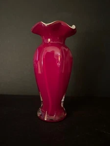 Vintage Ruby Cased Art Va!se Hand Blown Glass White Interior, Beautifully Made!! - Picture 1 of 11