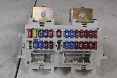 2005 ( 2004-2006) NISSAN TITAN FUSE BOX #069957-7C - Image 1 of 2