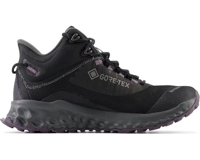 Zapatillas de trail running New Balance® 8 B Fresh Foam Garoé™ Midcut GTX para mujer Foto 1 de 4