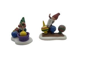 DEPT 56 - "GLITTER DETAIL" NORTH POLE VILLAGE ZUBEHÖR #56812 - 2-teiliges Set - Bild 1 von 6