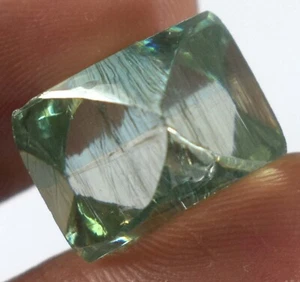 Loose CVD Diamond Fancy Green 13.80 Ct/13 mm VVS1 Clarity Certified Rare Facet - Picture 1 of 7