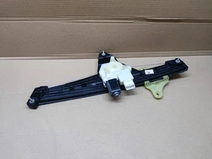 Renault Clio Mk5 2020 Electric Window Lifter Mechanism & Motor LH 807216723R - Picture 1 of 9