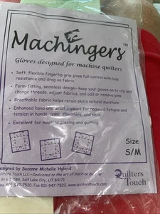 Machingers S/M Gloves for Machine Quilters Quality Gloves From Quilters Touch - Picture 1 of 2