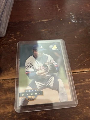 1994 Pinnacle - Sean Berry #456 - Image 1 of 2