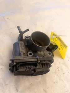 Conjunto de carrocería de acelerador de inyección de combustible ACURA ILX 2013-2015 2,0 L con actuador OEM - Imagen 1 de 19