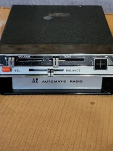 Vintage  8 Track Automatic Radio Brand, New In Open Box Never Used  Or Mounted - Bild 1 von 11
