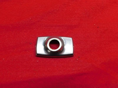 Bonito bisel base antena radio Ford Lincoln Mercury 65-77 usado #C5AZ-18813-A Foto 1 de 4