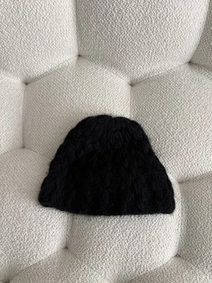 Sombrero de invierno Lanvin vintage negro 100 % cachemir Foto 1 de 4