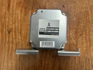 2011-2024 Infiniti QX80 QX56 Air Suspension Computer Control Module Unit OEM - Picture 1 of 4