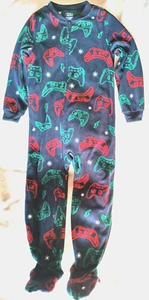 CARTER'S GAME CONTROLLER FOOTED SLEEPER-BLACK*GREEN & RED- CHILD SIZE 6-NWT - Picture 1 of 3