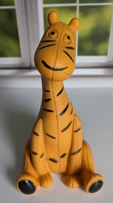 Disney Tigger 1966 de Winnie the Pooh Squeeze Toy de Holland Hall AA97 Foto 1 de 4