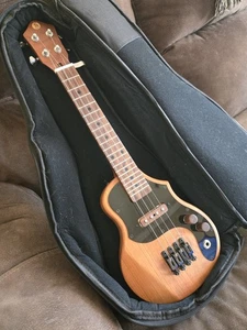 Sparrow Songbird Solid Cherry Body  Concert Electric Ukulele W/ Gig Bag - Picture 1 of 20