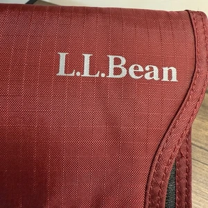 LL Bean Organizador de Pasaporte de Viaje Cartera Bandolera Viaje Vacaciones Rojo Nuevo sin Etiquetas - Imagen 1 de 9