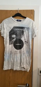 Topman XS White Grey Sky Blue T Shirt Graphic Print Ldn - Picture 1 of 4
