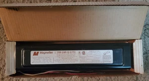 MagneTek Universal Metal Halide Lighting Ballast 1110-245-S-C-TC - Picture 1 of 1