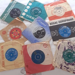 1950s-60S SINGLES 45s BATCH 25 RECORDS SOME RARE INC. THE BEATLES REDUCED - Picture 1 of 3
