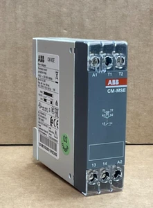 ABB 1SVR550801R9300 CM-MSE Thermistor Motor Relay - Picture 1 of 5