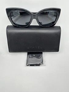 Chanel Sunglasses New 5519-A 501/S4 Black White Gray Heart 55 17 140 - Picture 1 of 6