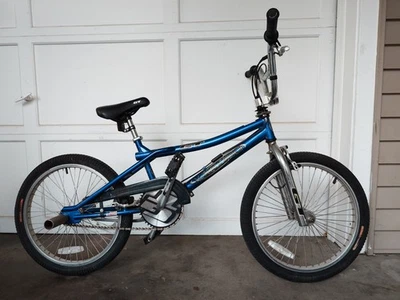 Bicicleta BMX Gt Vertigo Foto 1 de 4