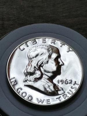 Cameo FBL PR+ 1962 P Ben Franklin Proof silver Half Dollar wHolder COA & Box - Image 1 of 4