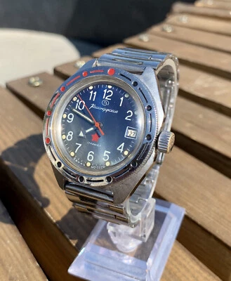 Reloj mecánico soviético vintage Vostok Amphibia Komandirskie hecho en la URSS años 80 Foto 1 de 4