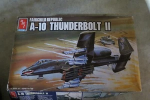 1/48 AMT FAIRCHILD REPUBLIC A-10 THUNDERBOLT II-KIT-8884 - Picture 1 of 3