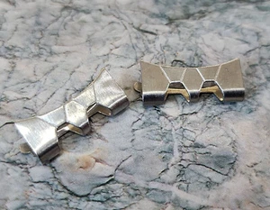 Piezas finales para pulsera vintage de escamas de pescado pieza final curva de 18 mm eslabones ataúd. - Imagen 1 de 4