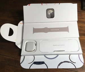 Apple Watch Series 9 41mm Starlight Al Star SB M/L GPS A2978 Open Box Excellent - Zdjęcie 1 z 5
