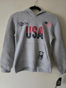 FIFA Damen WM Pullover Hoodie USA 2023 Grau Größe Small Neu mit Etikett Blokecore  - Bild 1 von 8