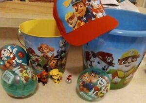 Paw Patrol lot 9 Items Includes 3 Figures Hat 3 Balls 2 Buckets 