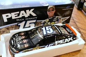 1:24- Lionel Action Clint Boyer #15 Peak Duck Dynasty 2013 Camaro 1/3505 NOS - Picture 1 of 5