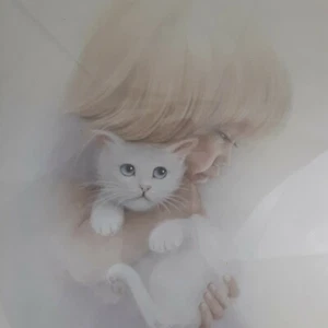 Niña Harrison con estampado de gatito enmarcado profesionalmente - Imagen 1 de 7