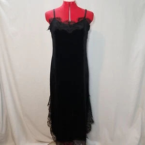 Black Velour Dress With Lace and Slit on side Retro - Picture 1 of 8